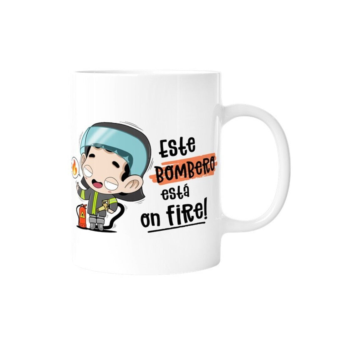 TAZA - ¡ESTE BOMBERO ESTÁ ON FIRE!