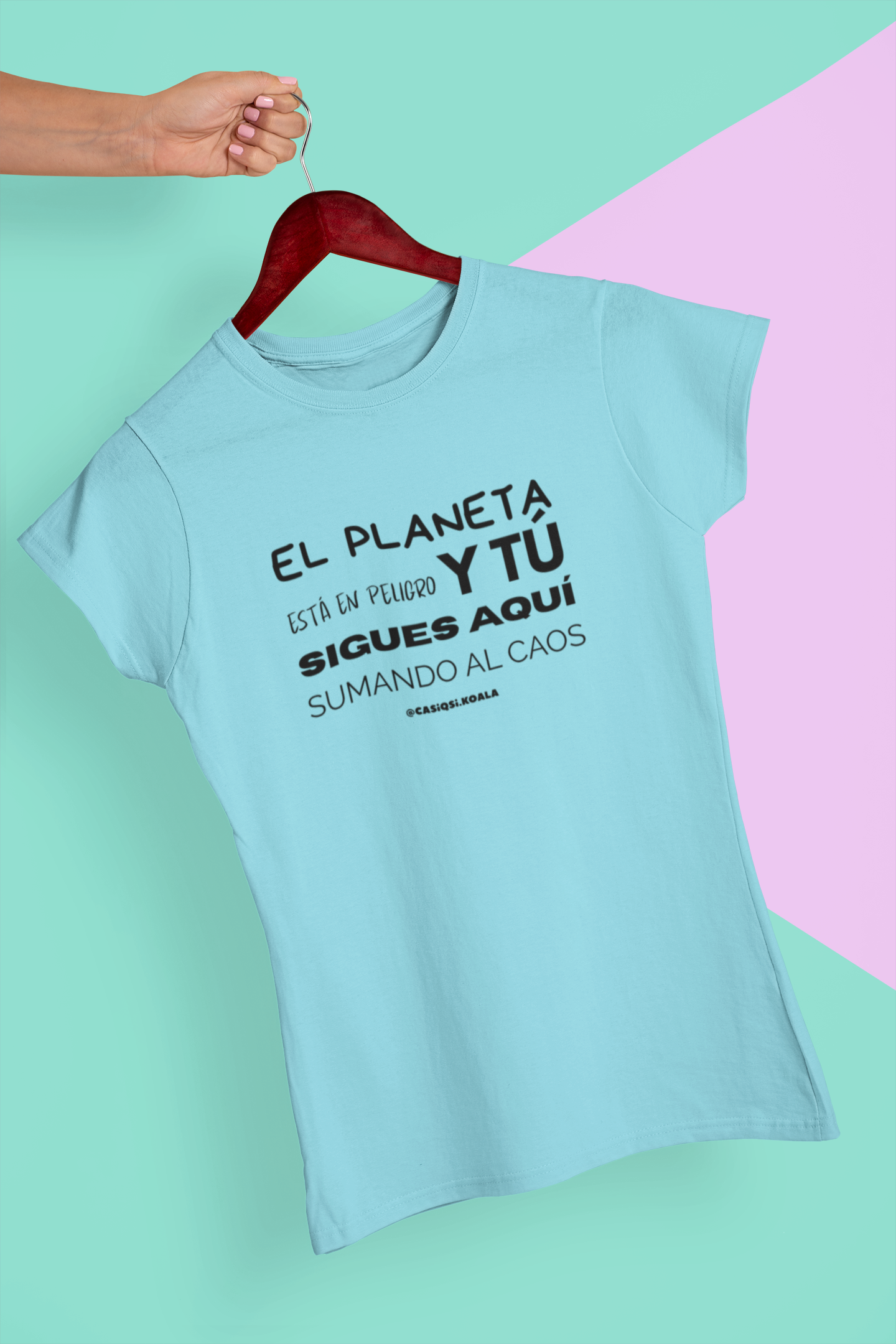 Camiseta ''EL PLANETA EN PELIGRO....'' mujer