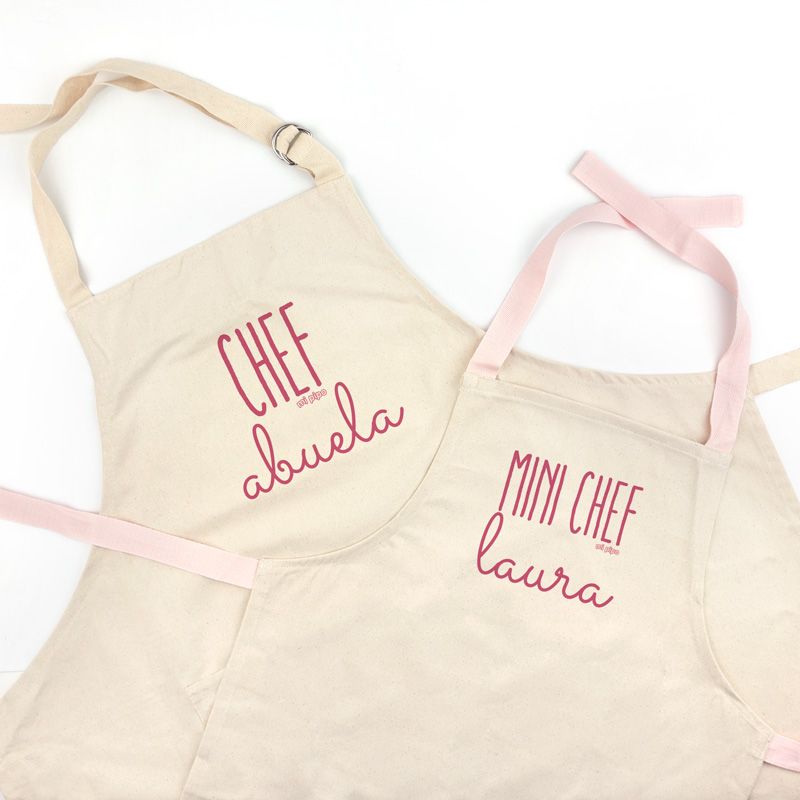 Pack Delantal Abuela y Delantal Nieto/a Rosa Personalizado Chef Abuela, mini chef (nombre)