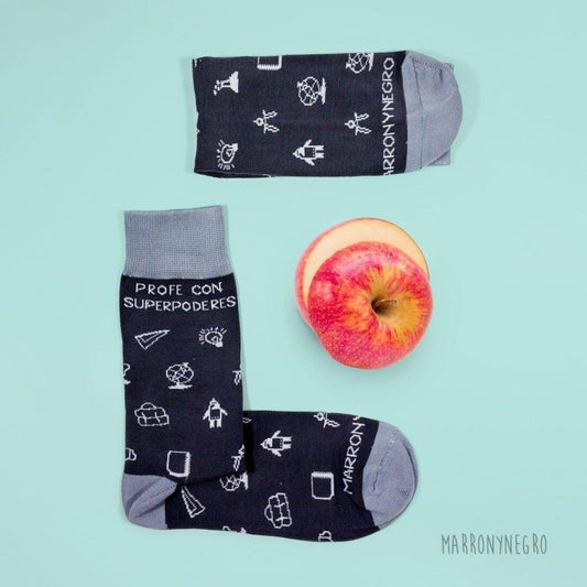 PACK 2 CALCETINES, EDUCANDO CON EL CORAZÓN + PROFE CON SUPERPODERES
