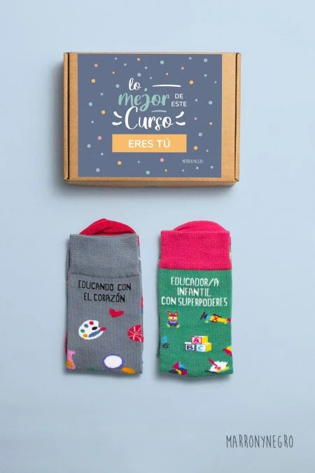 PACK 2 CALCETINES, EDUCANDO CON EL CORAZÓN + EDUCADOR/A INFANTIL CON SUPERPODERES
