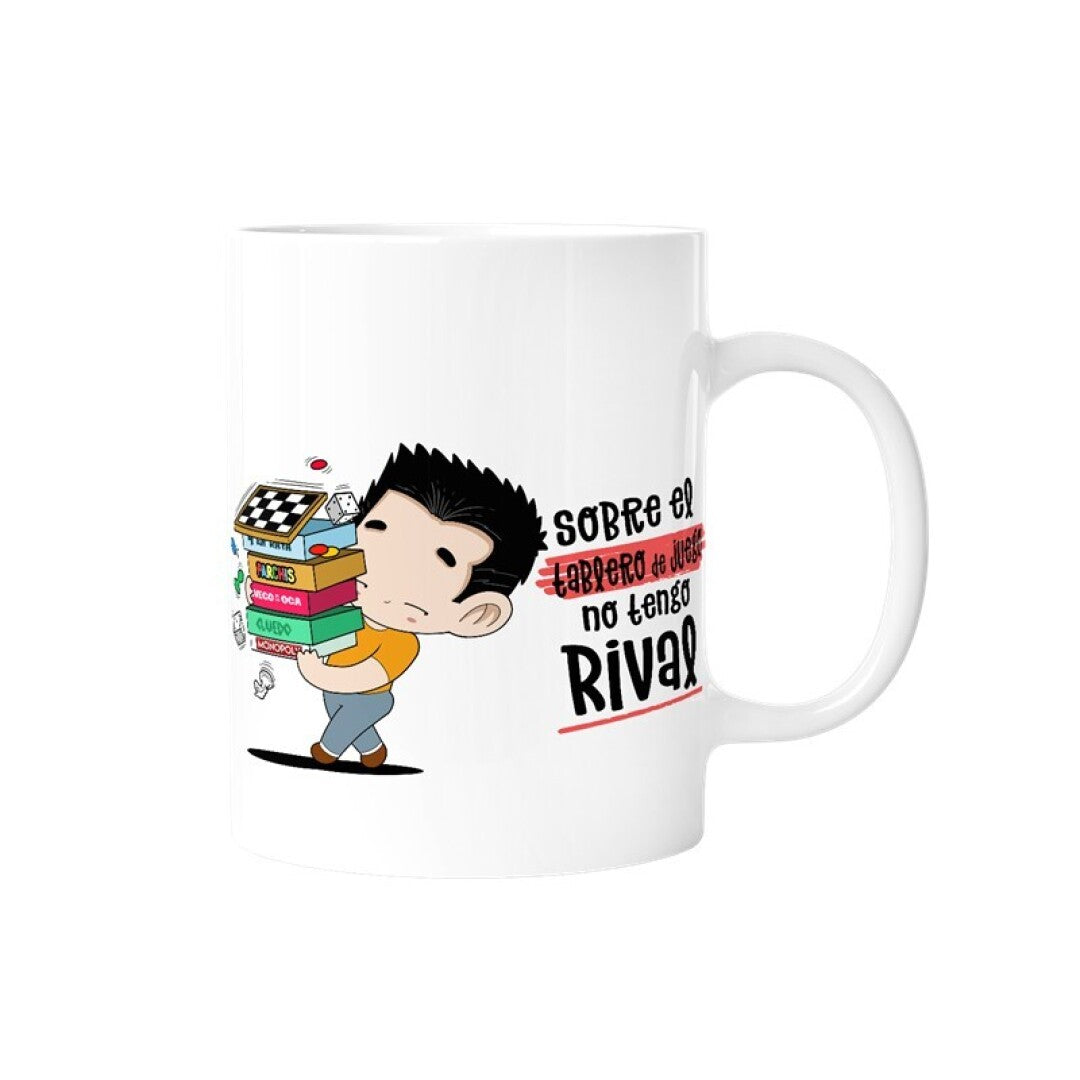 TAZA - SOBRE EL TABLERO DE JUEGO ESTOY HECHO UN JEFAZO de MALASAÑA