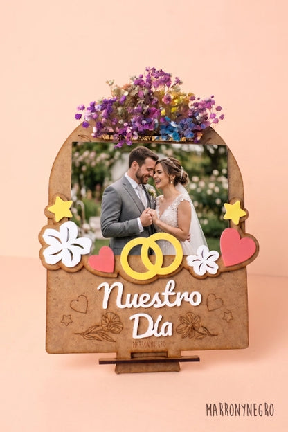 PORTAFOTOS NUESTRO DÍA CON FLORES