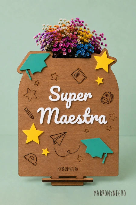 RECUERDO CLASE MAESTRA CON SUPERPODERES CON FLORES