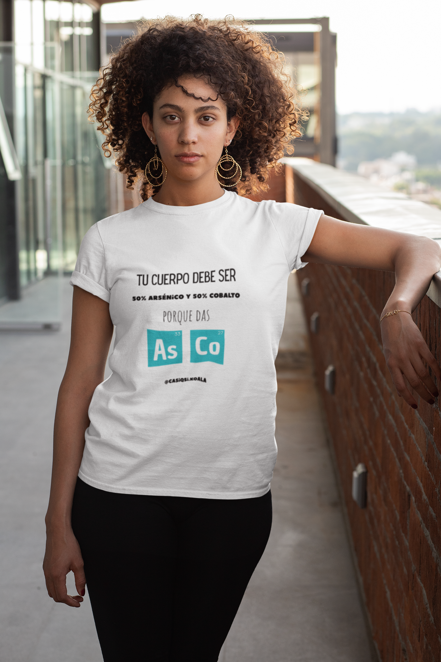Camiseta ''TU CUERPO DEBE SER...'' mujer